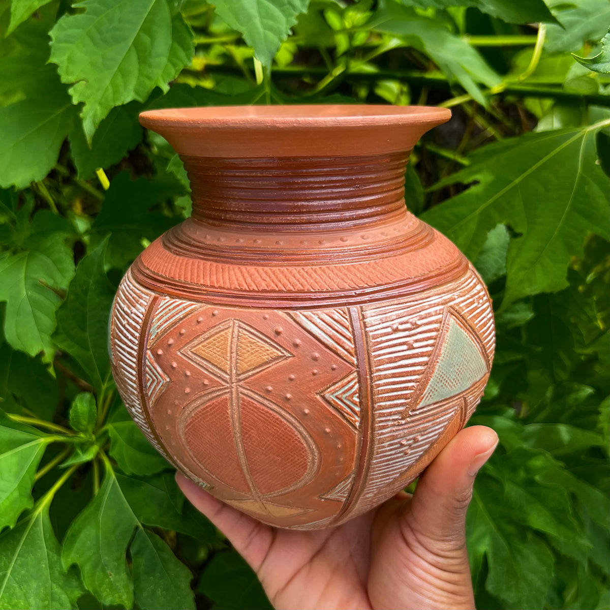 クワリ アース トーン 花瓶