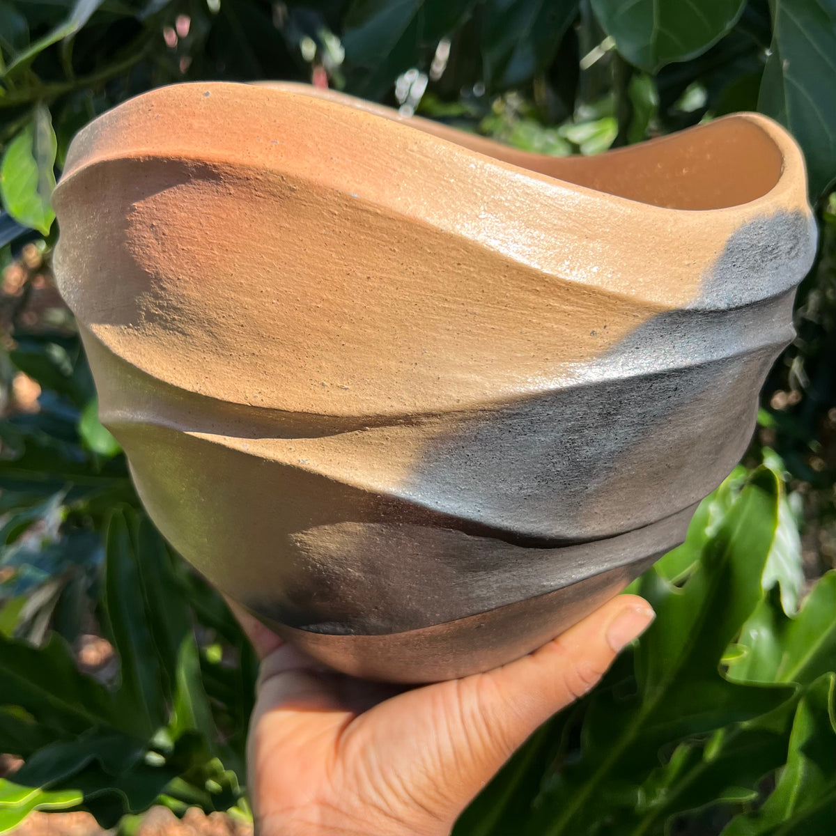 Micaceous Wave Bowl