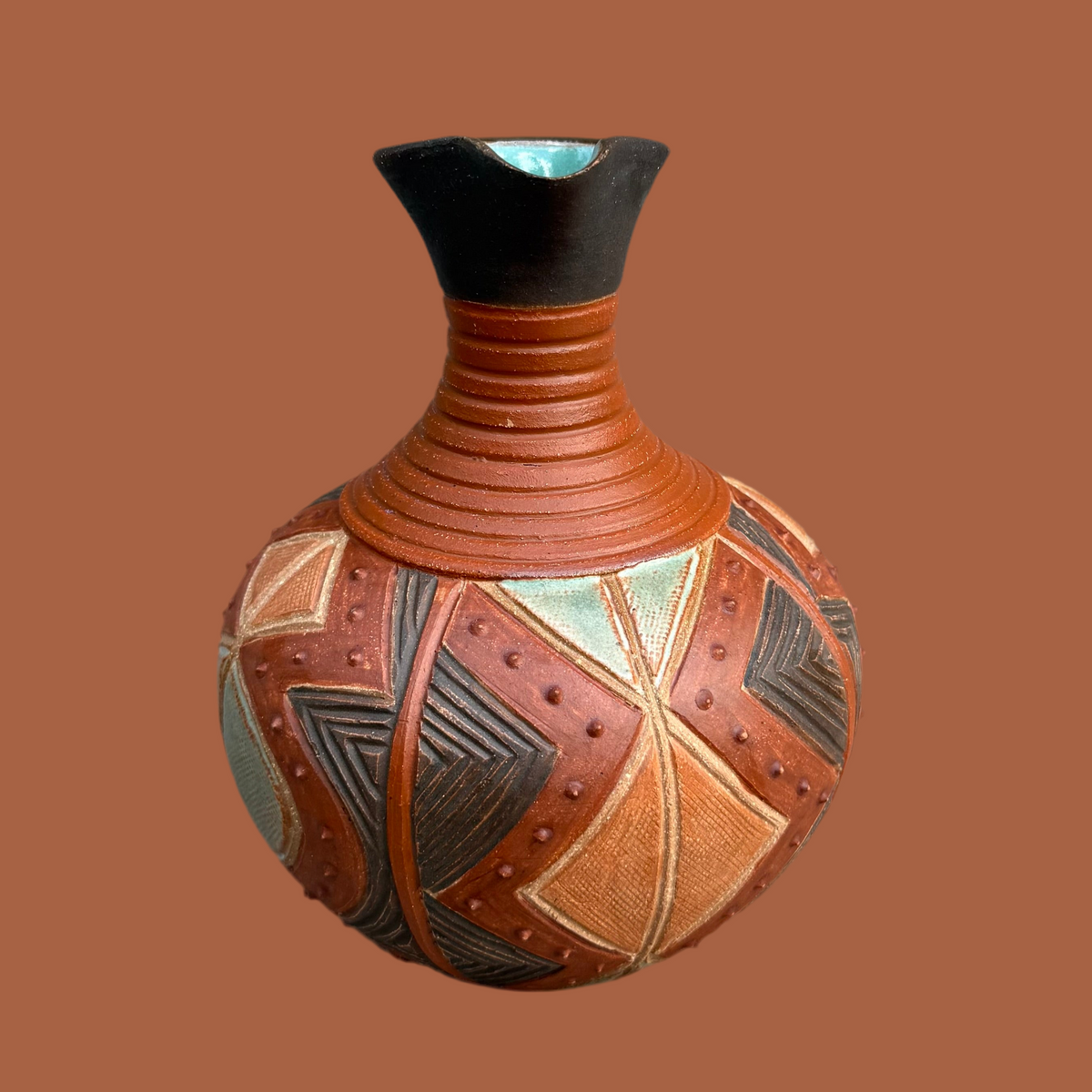 Earth Tone Tulu