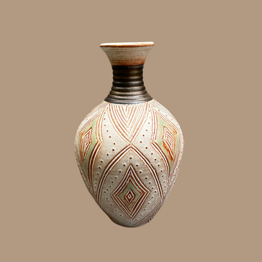 Halsringvase