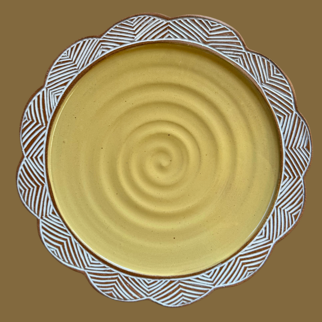 Yellow Scalloped Rim Dinner Plate