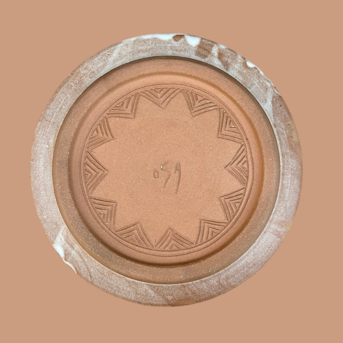 Carved Rim Lunch Plate
